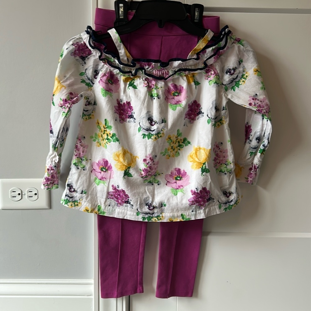 LIKE NEW Janie and Jack Cold Shoulder Floral Top & Rose Button Ponte Pant